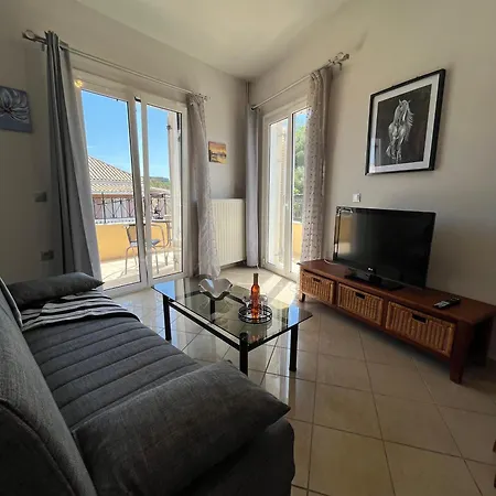 Apartment Litsa's